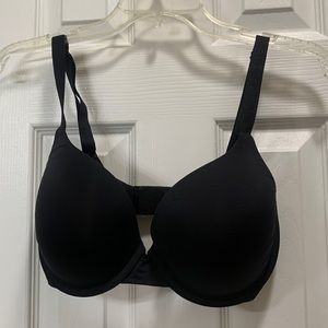 Victoria’s Secret T-shirt push-up full coverage bra